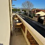 Gorgeous 2 Bedrooms Brand New 3 Avenue Paul Arene